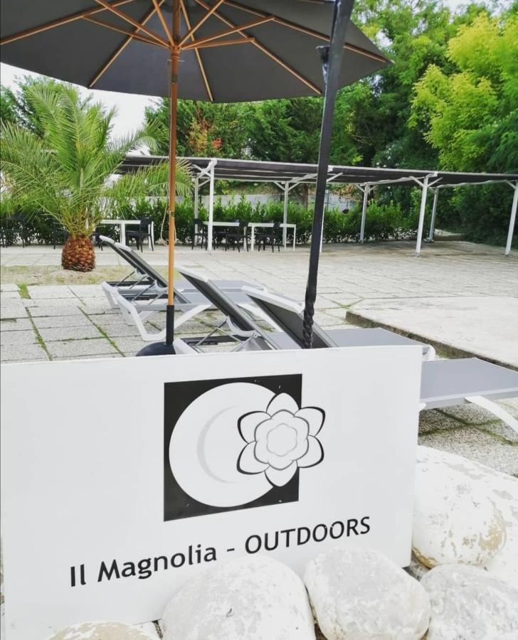フランカヴィッラ・アル・マーレ Il Magnolia Bed & Breakfast エクステリア 写真