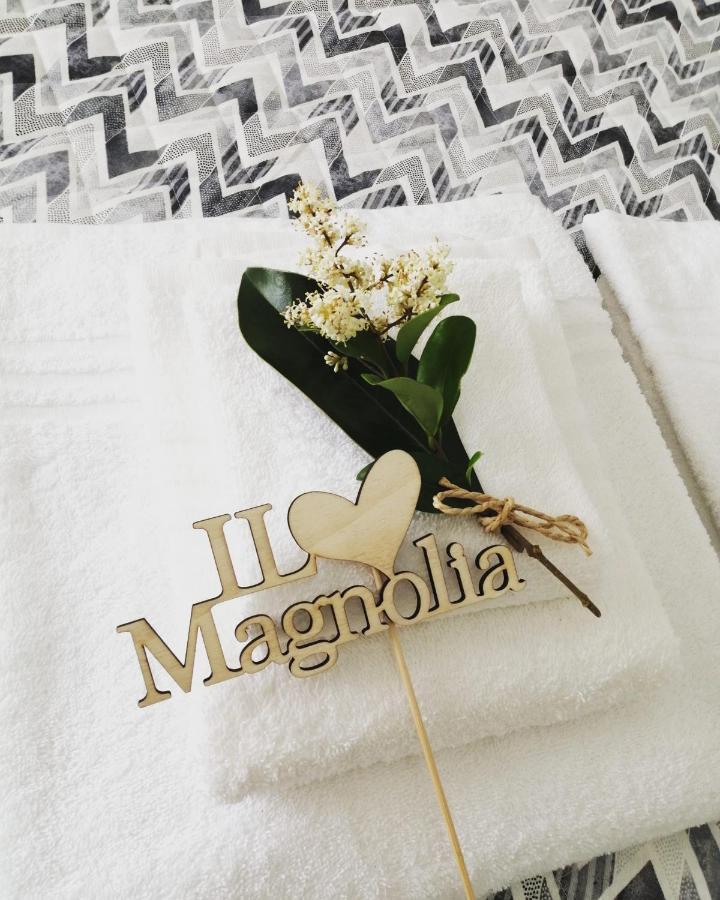 フランカヴィッラ・アル・マーレ Il Magnolia Bed & Breakfast エクステリア 写真