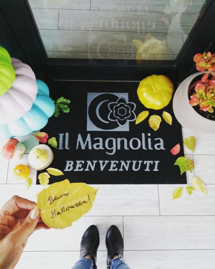 フランカヴィッラ・アル・マーレ Il Magnolia Bed & Breakfast エクステリア 写真